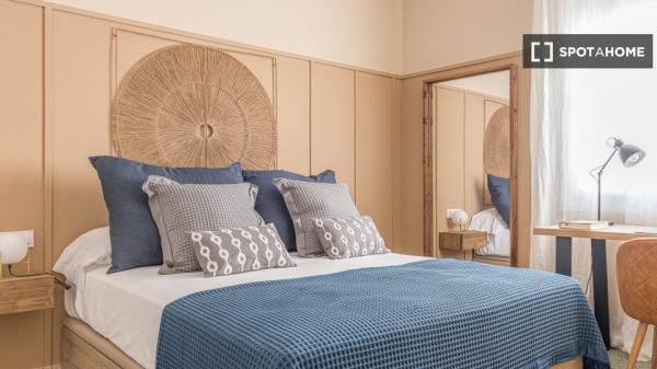 Se alquila habitación en piso compartido en Barcelona