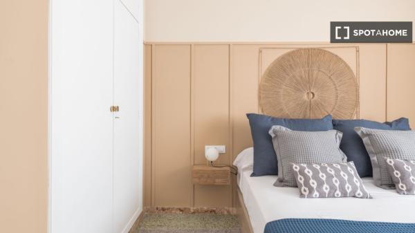 Se alquila habitación en piso compartido en Barcelona