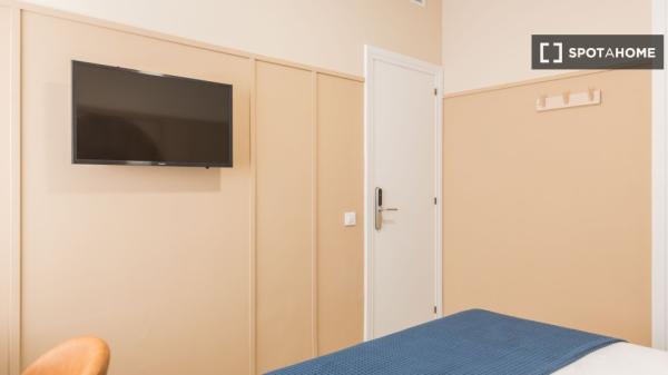 Se alquila habitación en piso compartido en Barcelona