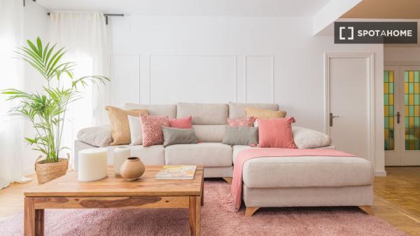 Se alquila habitación en piso compartido en Barcelona