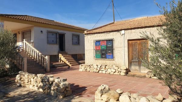 Casa independiente en Cv-921, 3 n