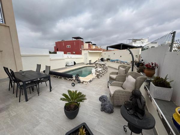 Casa independiente en calle Lagunas de Ruidera