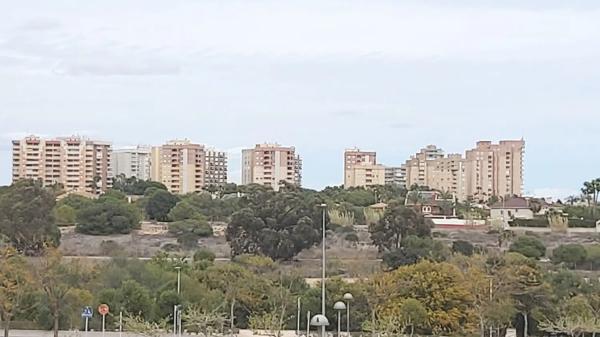 Estudio en avenida de Holanda, 1