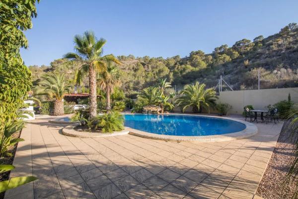 Casa independiente en avenida Alcalde Carlos Carbonell