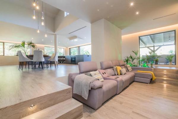 Casa independiente en avenida Alcalde Carlos Carbonell