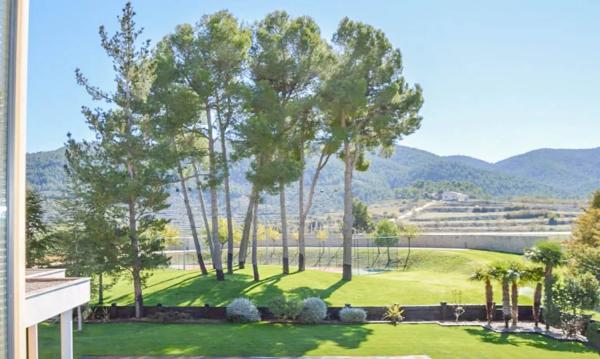 Casa independiente en Cv-785