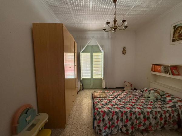 Chalet pareado en casco antiguo