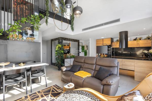 Ático en avenida de Montezenia, 2