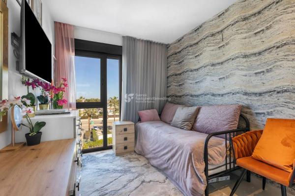 Ático en avenida de Montezenia, 2