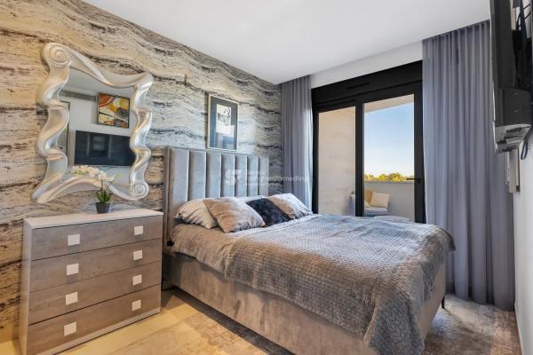 Ático en avenida de Montezenia, 2