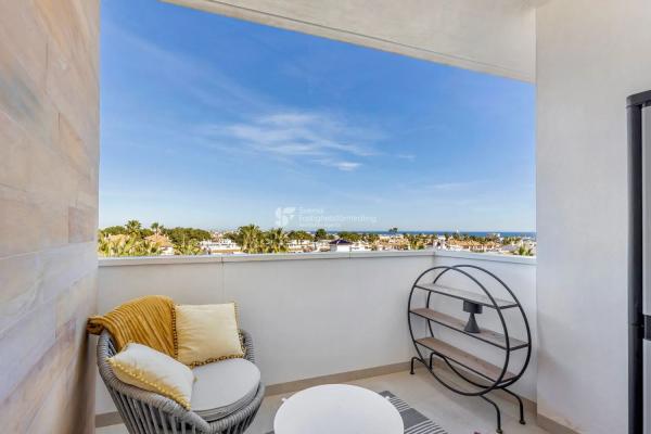 Ático en avenida de Montezenia, 2