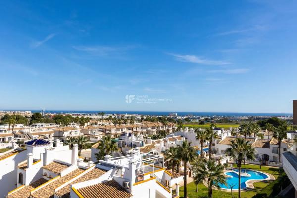 Ático en avenida de Montezenia, 2