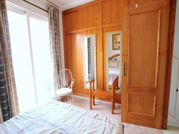 Chalet pareado en calle Toledo