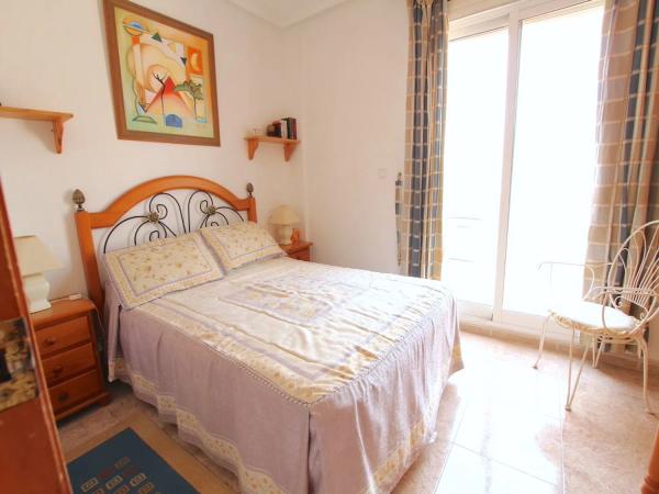 Chalet pareado en calle Toledo