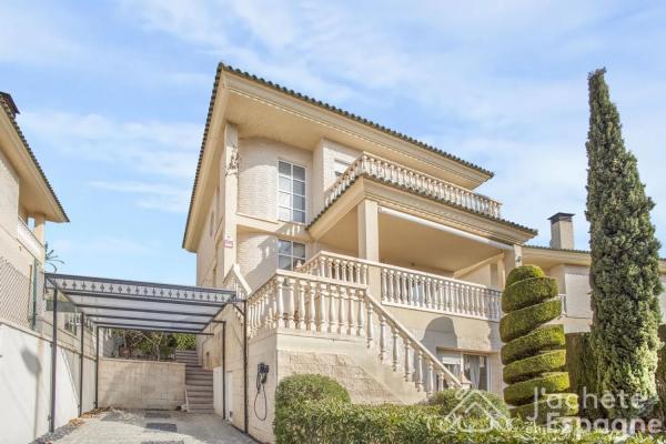 Casa independiente en calle las Chafarinas