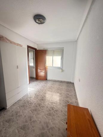 Piso en calle Juan Ponce de Leon