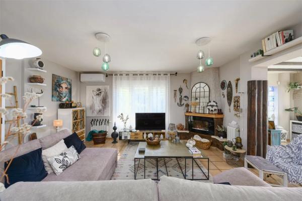 Casa independiente en calle Serval