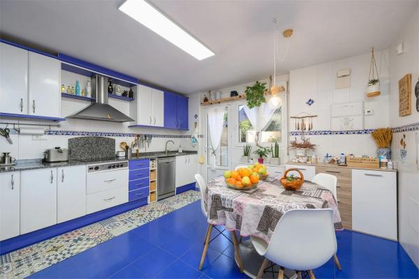 Casa independiente en calle Serval