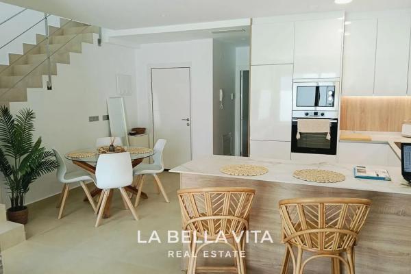 Casa independiente en calle General Joaquin Sansano, 9