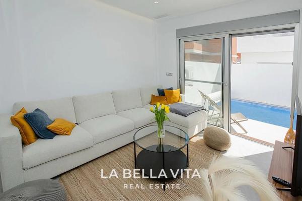 Casa independiente en calle General Joaquin Sansano, 9