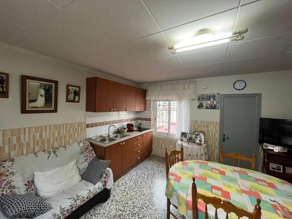 Chalet pareado en calle de la Foia, 40