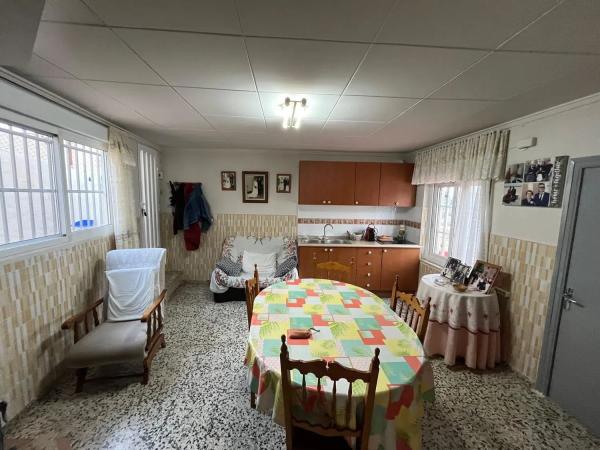 Chalet pareado en calle de la Foia, 40