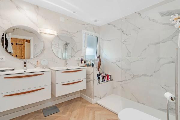 Casa independiente en calle Castella La Manxa