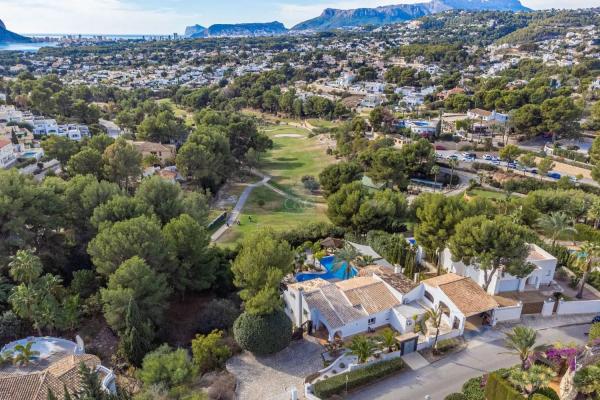 Casa independiente en calle Castella La Manxa
