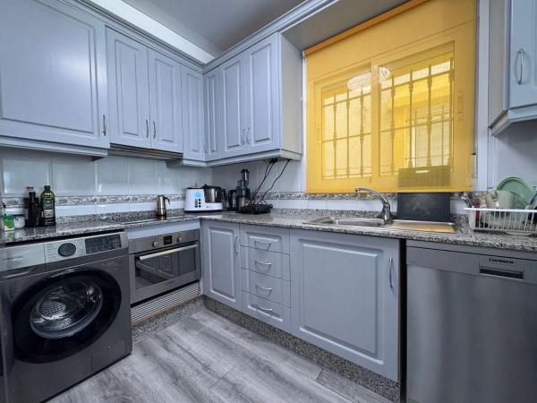 Chalet en Los Montesinos