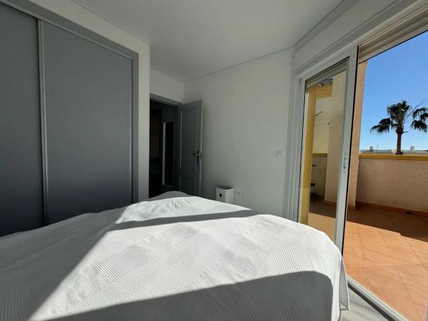 Chalet en Los Montesinos