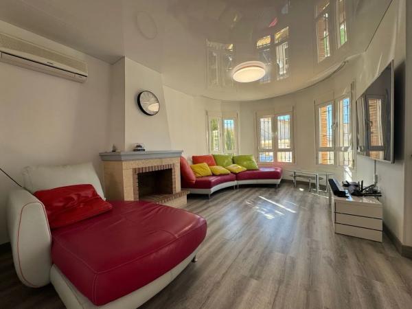 Chalet en Los Montesinos