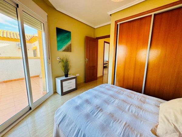 Chalet en Los Montesinos