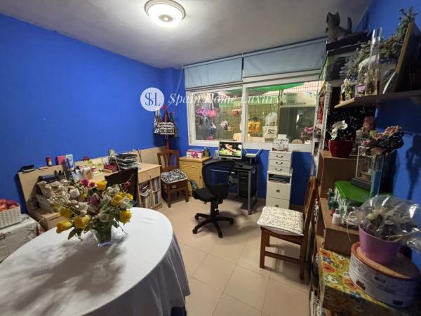 Piso en avenida del Mediterrani