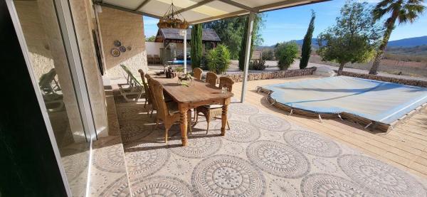 Chalet en Hondón de las Nieves