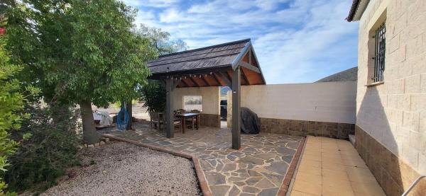 Chalet en Hondón de las Nieves