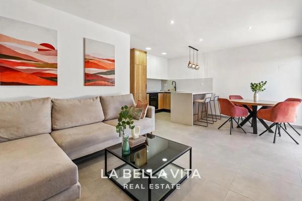 Chalet pareado en calle Veleta, 1