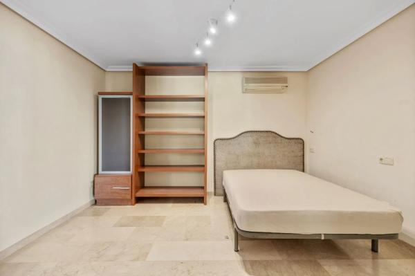 Piso en calle Principal