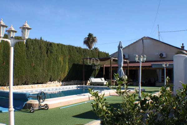 Chalet en Formentera del Segura