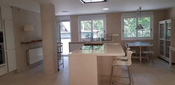 Casa independiente en camino Cipres