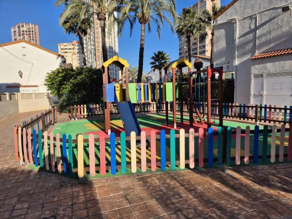 Chalet adosado en avenida Juan Fuster Zaragoza, 10