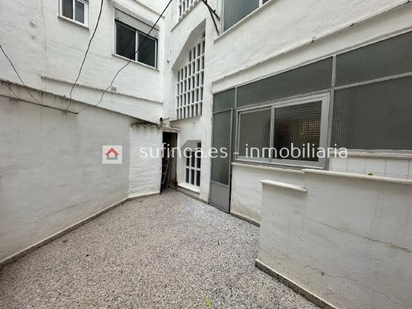 Piso en Barri Zona Nord