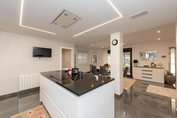 Casa independiente en calle de la Golondrina