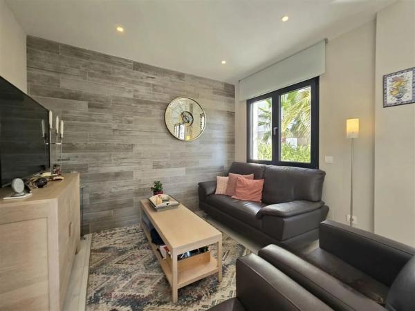 Chalet adosado en calle Nimega