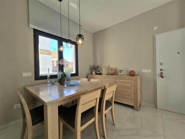 Chalet adosado en calle Nimega