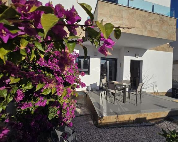 Chalet adosado en calle Nimega