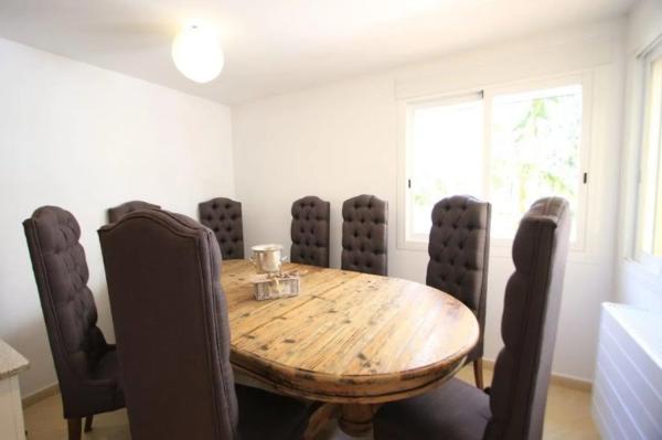 Chalet adosado en avenida Principal