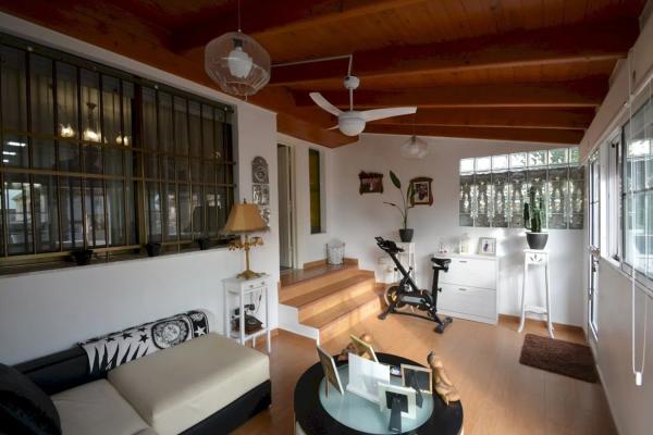 Chalet adosado en avenida de Cervantes