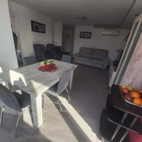 Piso en calle Emilio Ortuño