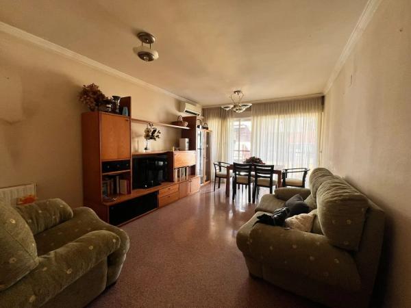 Piso en Barri Santa Rosa