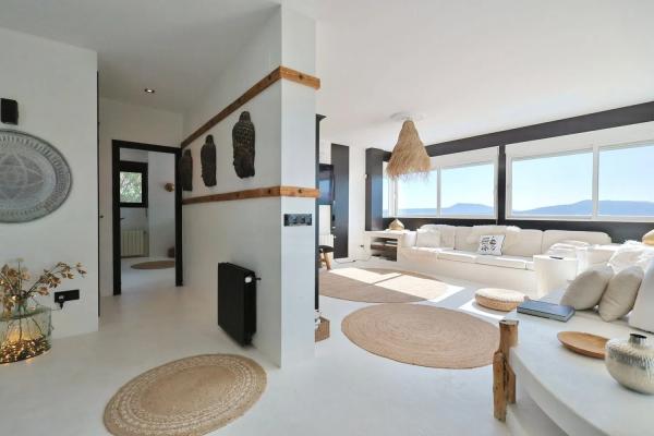 Casa independiente en calle de Àries